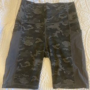Fabletics powerhold bike shorts